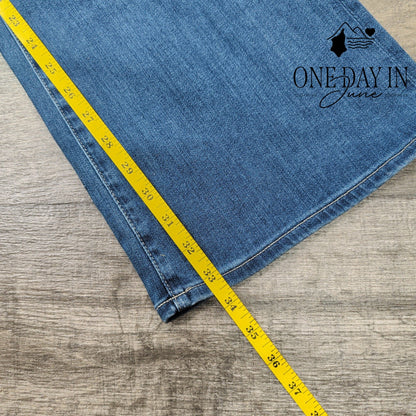 AG Adriano Goldschmied The Angel Bootcut Jeans AG-ed NWT $225 Size 10 (30)