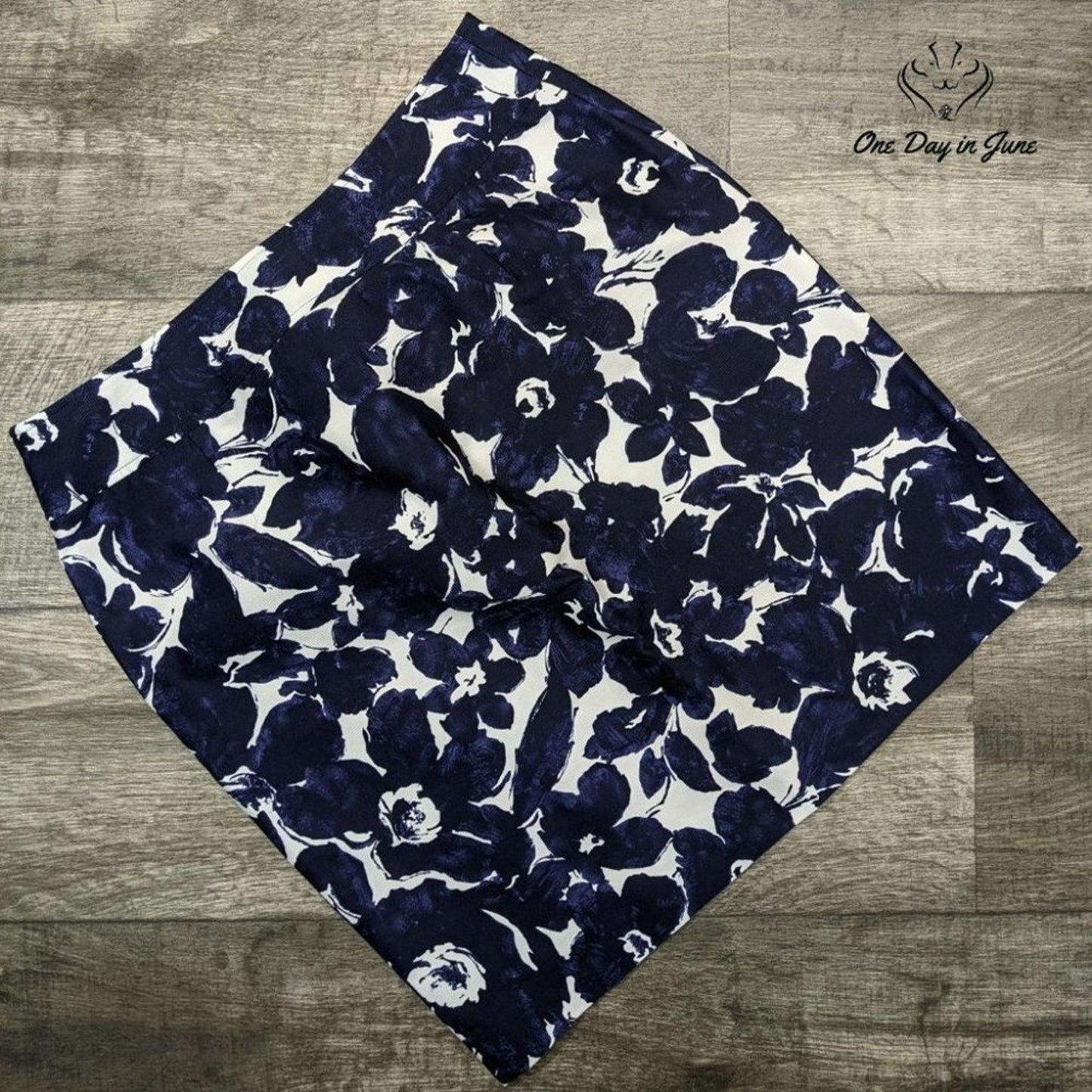 Jones New York Signature Floral Stretch Skirt Size 8