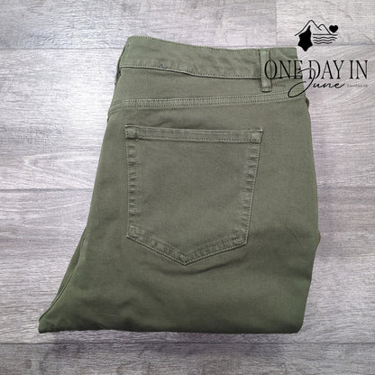 Lane Bryant High Rise Ultimate Stretch Skinny Jeans Size 18