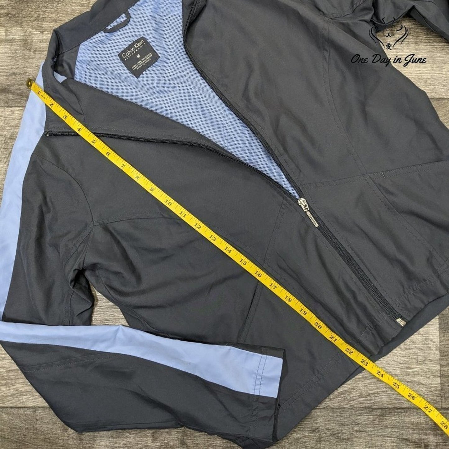 Calvin Klein Long Sleeve Zip Front Jacket Size M