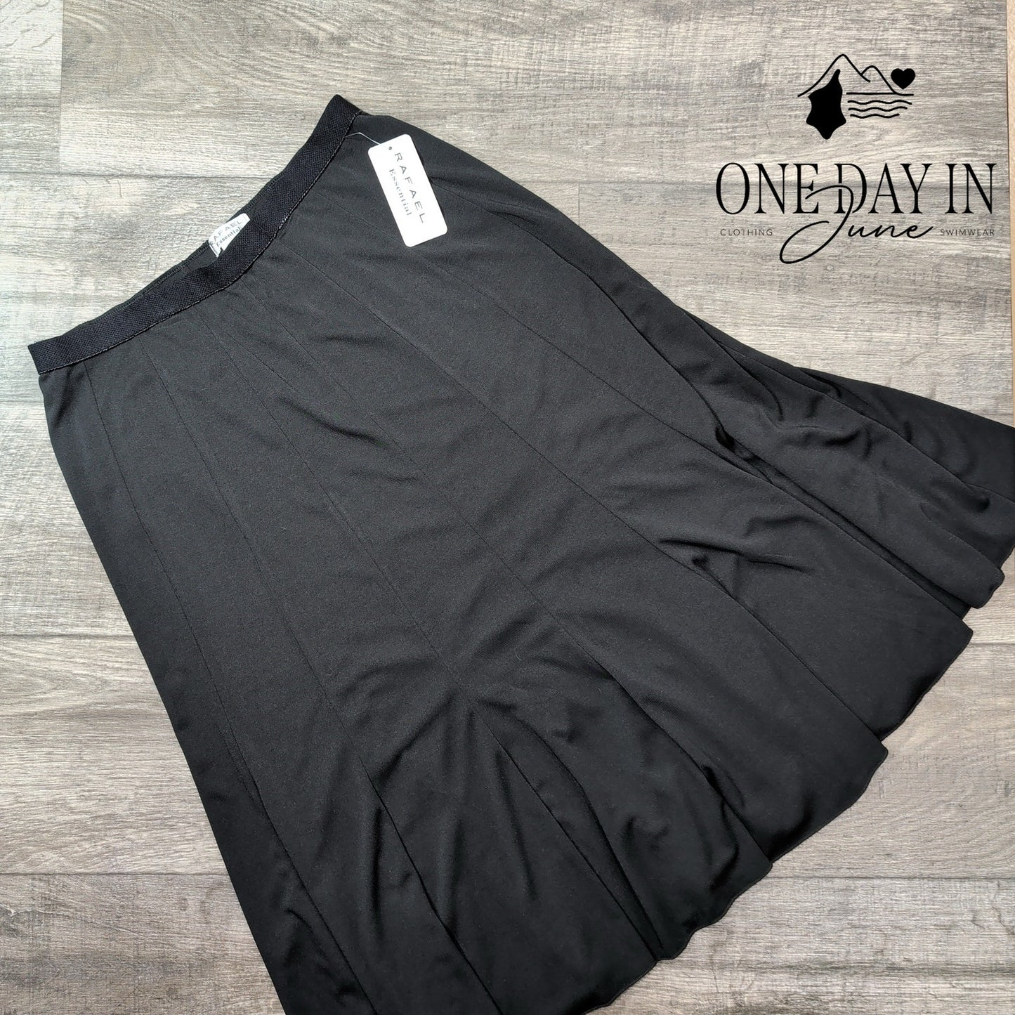 Rafael Essentials Pull On Flare Skirt Size L