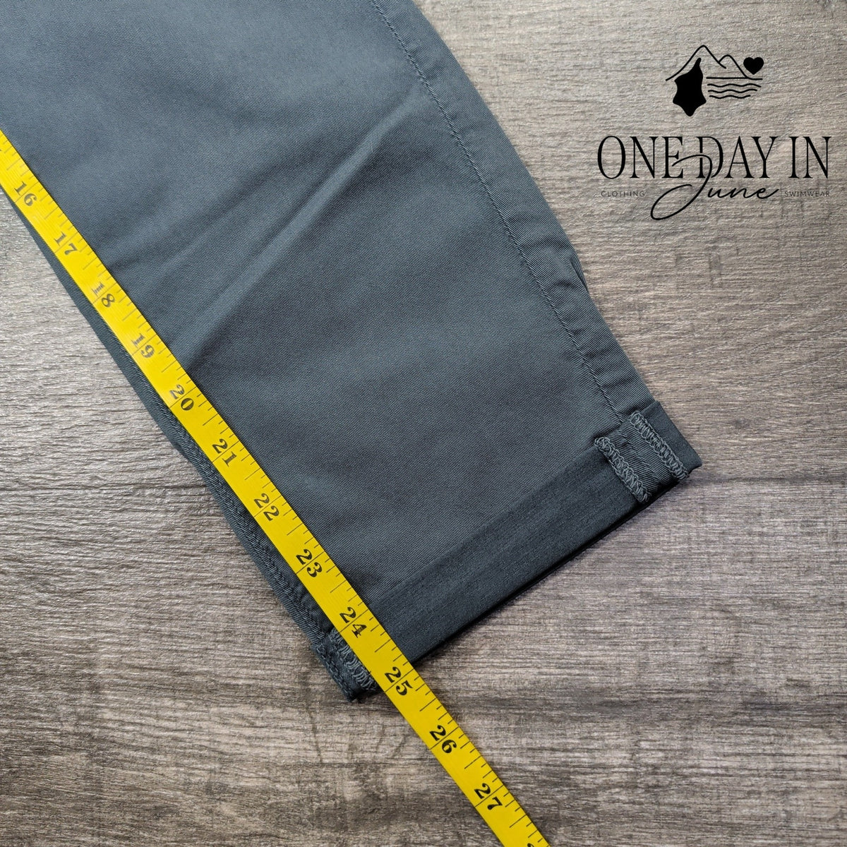 AG Adriano Goldschmied The Caden Tailored Trouser Pants Gray NWT Size 4 (27)