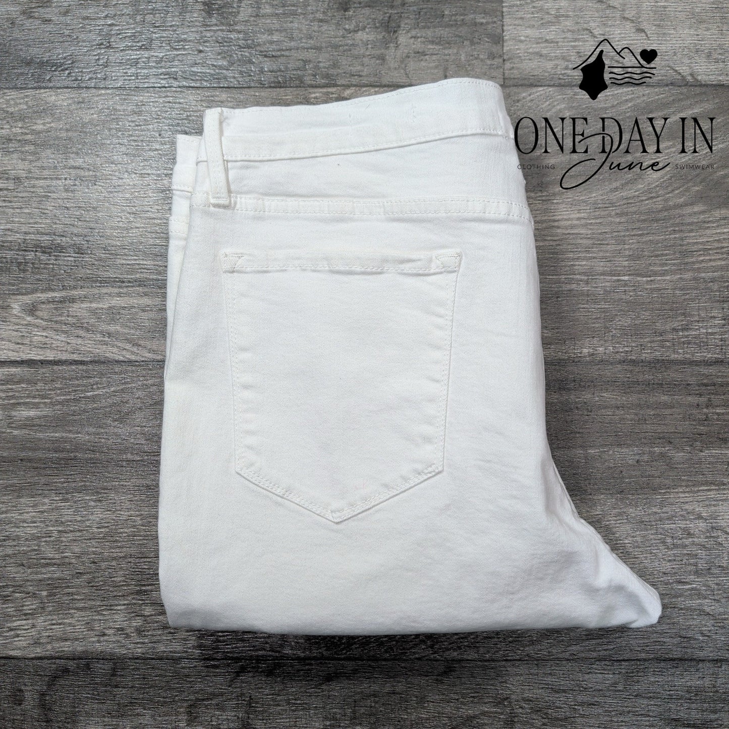 Frame Le Skinny De Jeanne Crop Jeans Size 18 (34)