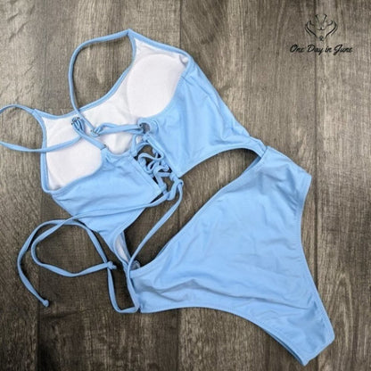 Meyeeka Scoop Neck Cutout One Piece Size L