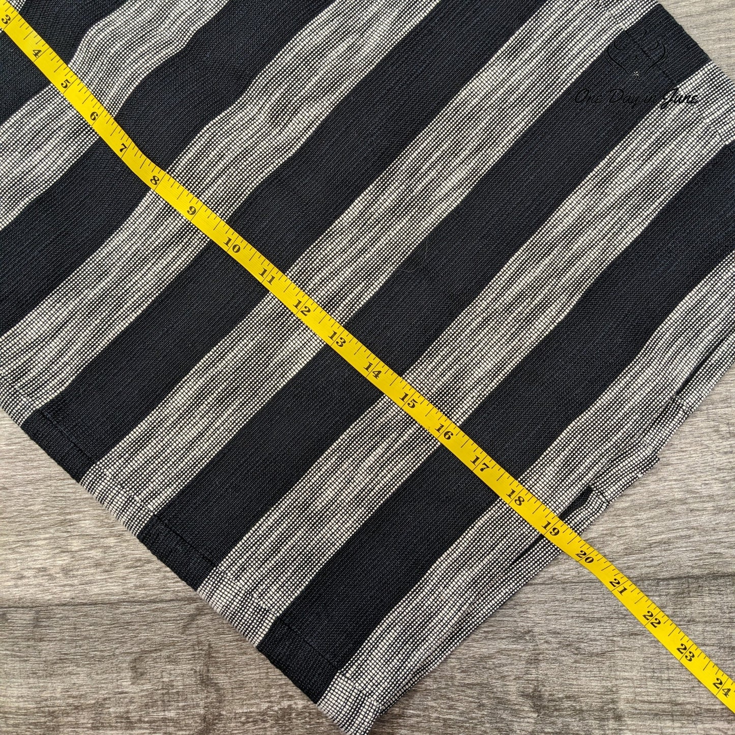 J. Crew The Pencil Skirt Petite Size 0P