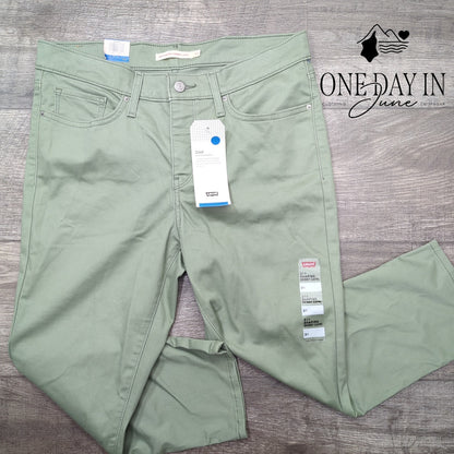 Levi's Mid Rise Skinny Capri Jeans Size 31 (12)