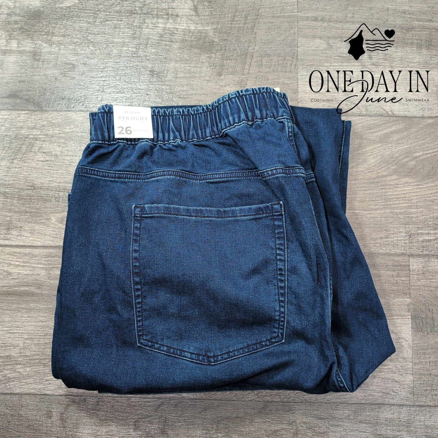 Lane Bryant Pull-On Lightweight Denim Straight Jeans Drawstring NWT Size 26