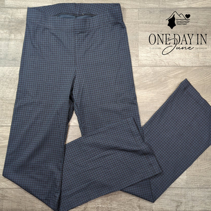 Old Navy Pull On Straight Leg Pants Size S