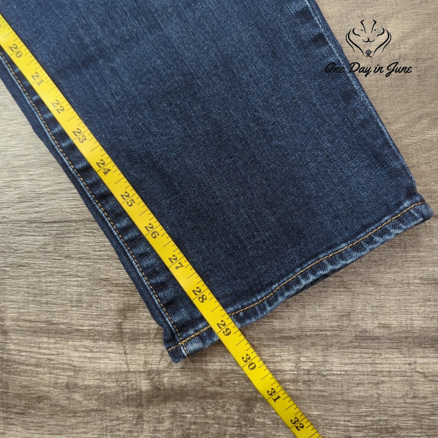 Kut from the Kloth Straight Leg Jeans Size 14