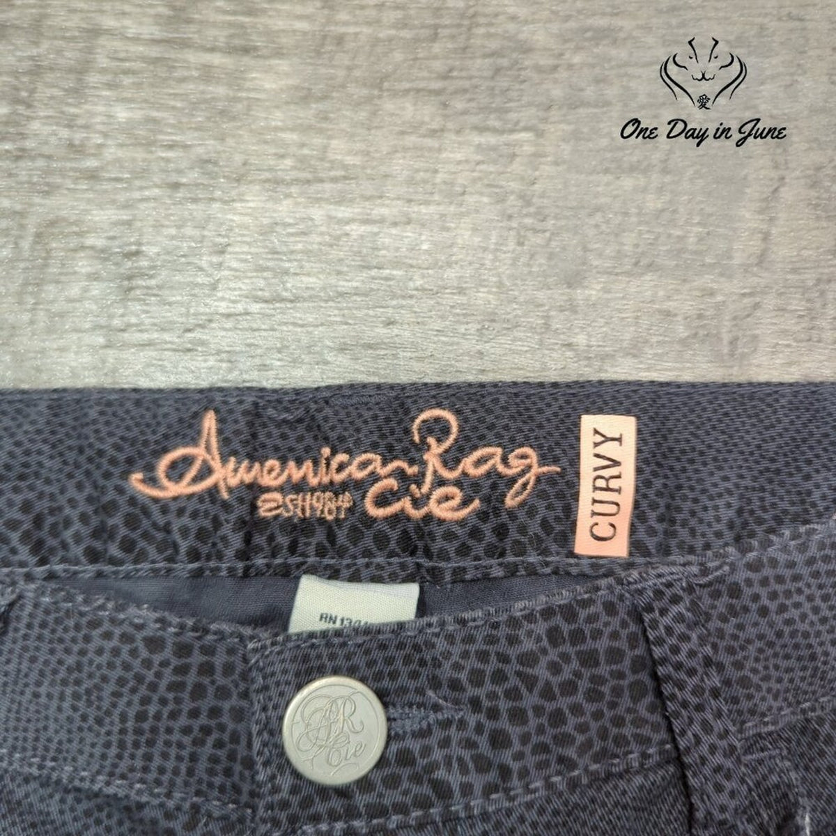 American Rag Cie Curvy Skinny Jeans Black Snake Print Size 9S
