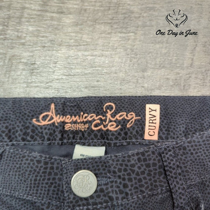 American Rag Cie Curvy Skinny Jeans Black Snake Print Size 9S