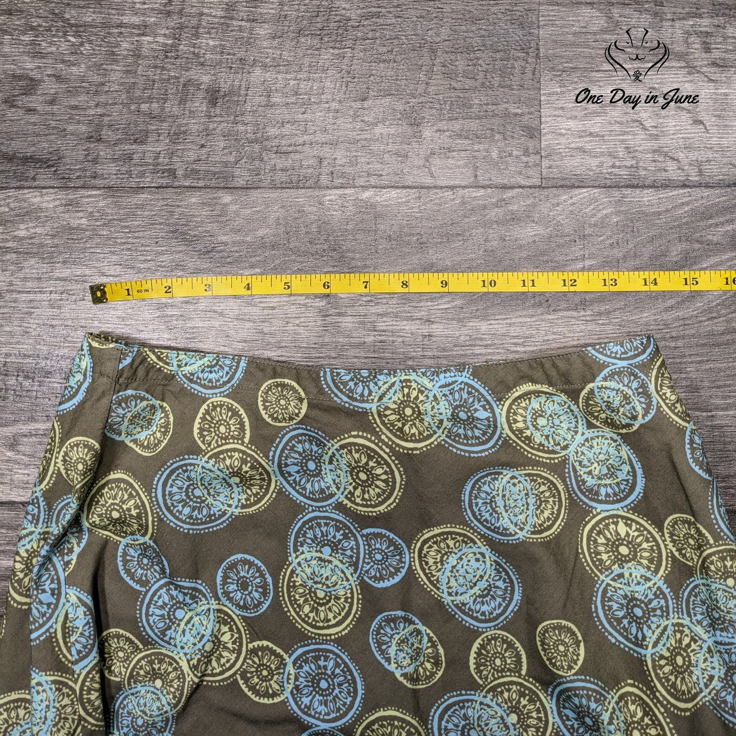 i.e. relaxed A Line Skirt Size 6