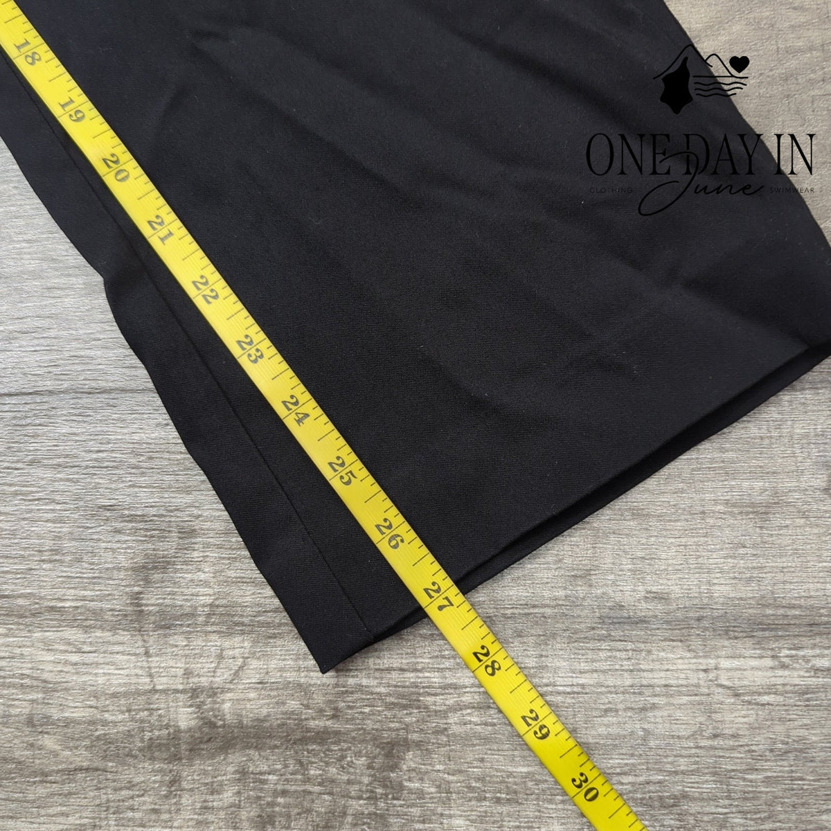Apt. 9 Mid Rise Trouser Dress Pants Black NWT Petite Size 8Ps