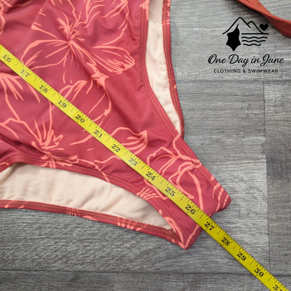 Cupshe Tie Wrap V Neck One Piece Swimsuit Size S