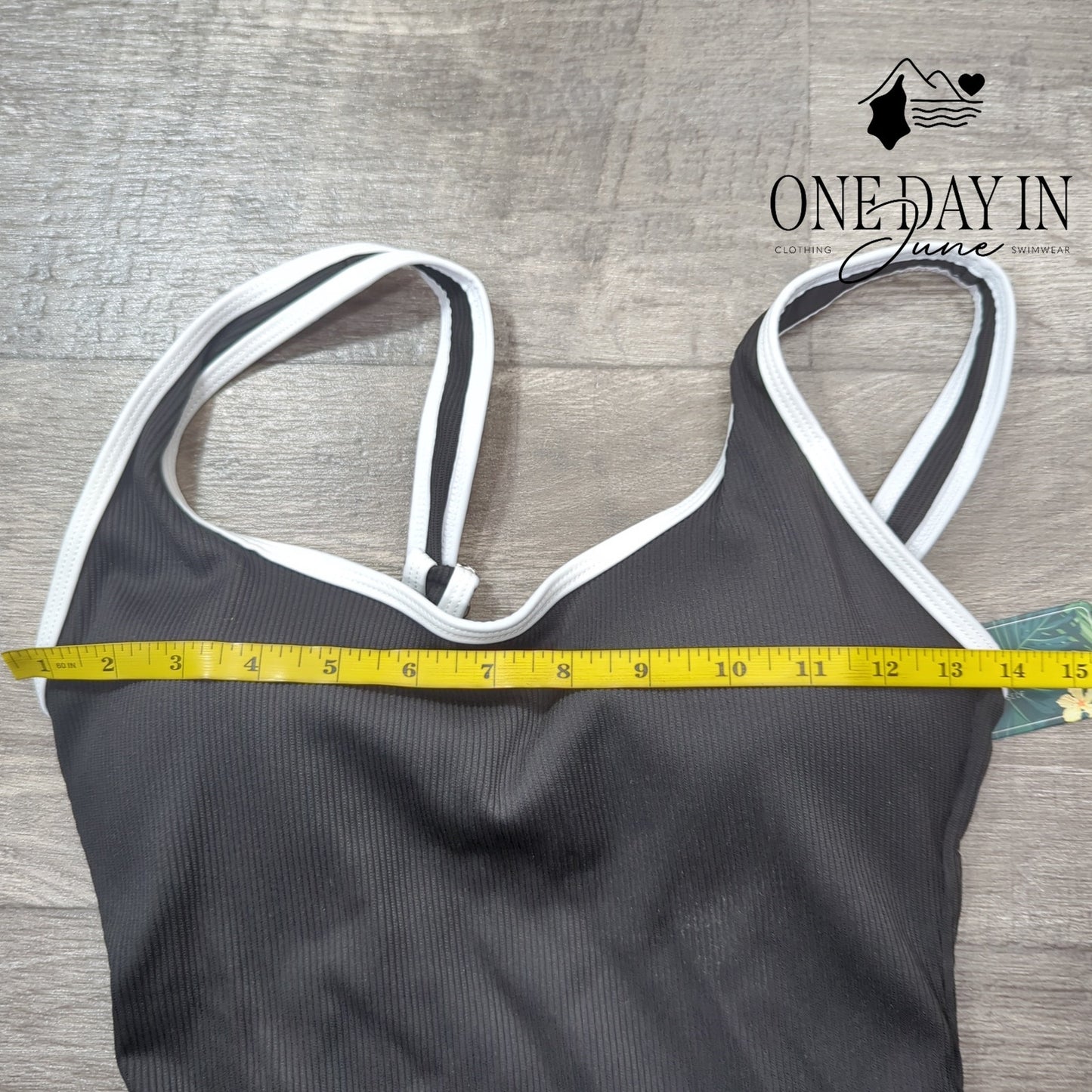 Blooming Jelly Ribbed One Piece Swimsuit Size M