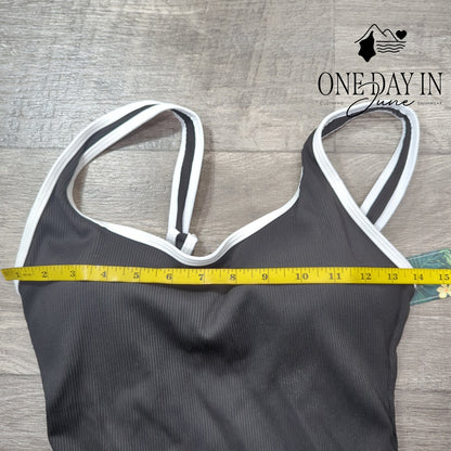 Blooming Jelly Ribbed One Piece Swimsuit Size M