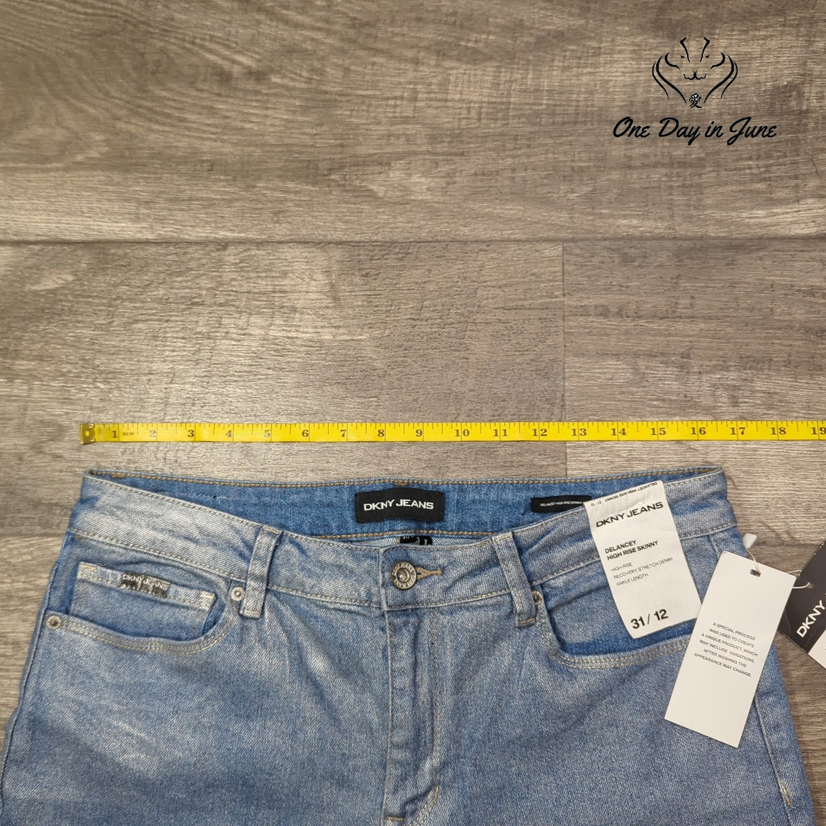 DKNY Delancey High Rise Skinny Ankle Jeans Light Wash NWT Size 12