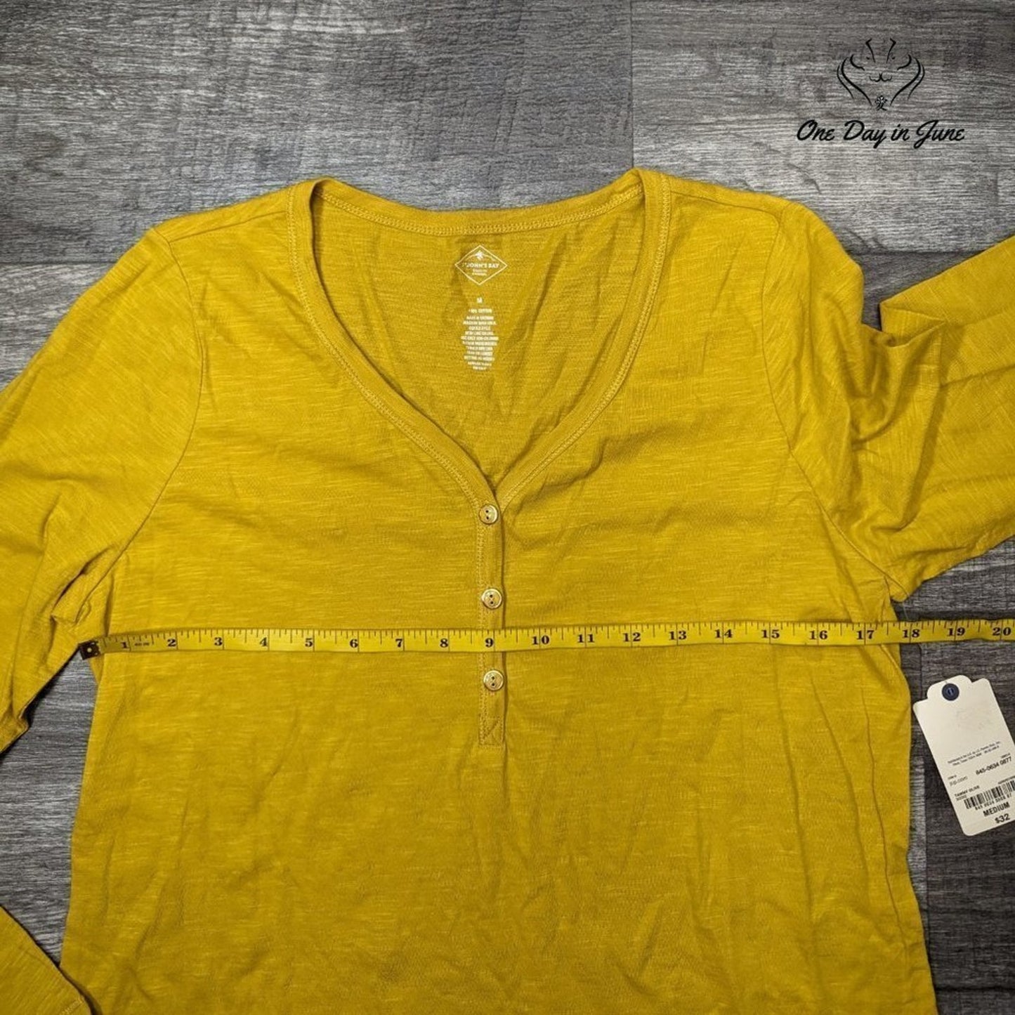 St. John's Bay Long Sleeve Top Size S
