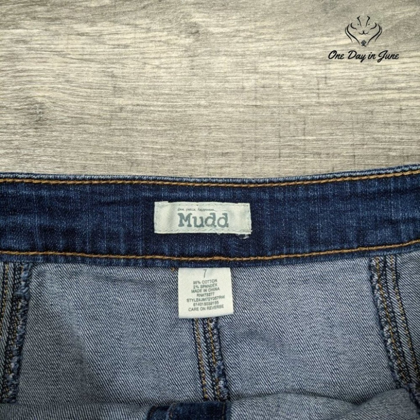 Mudd Juniors Button Front Denim Skirt Size 7