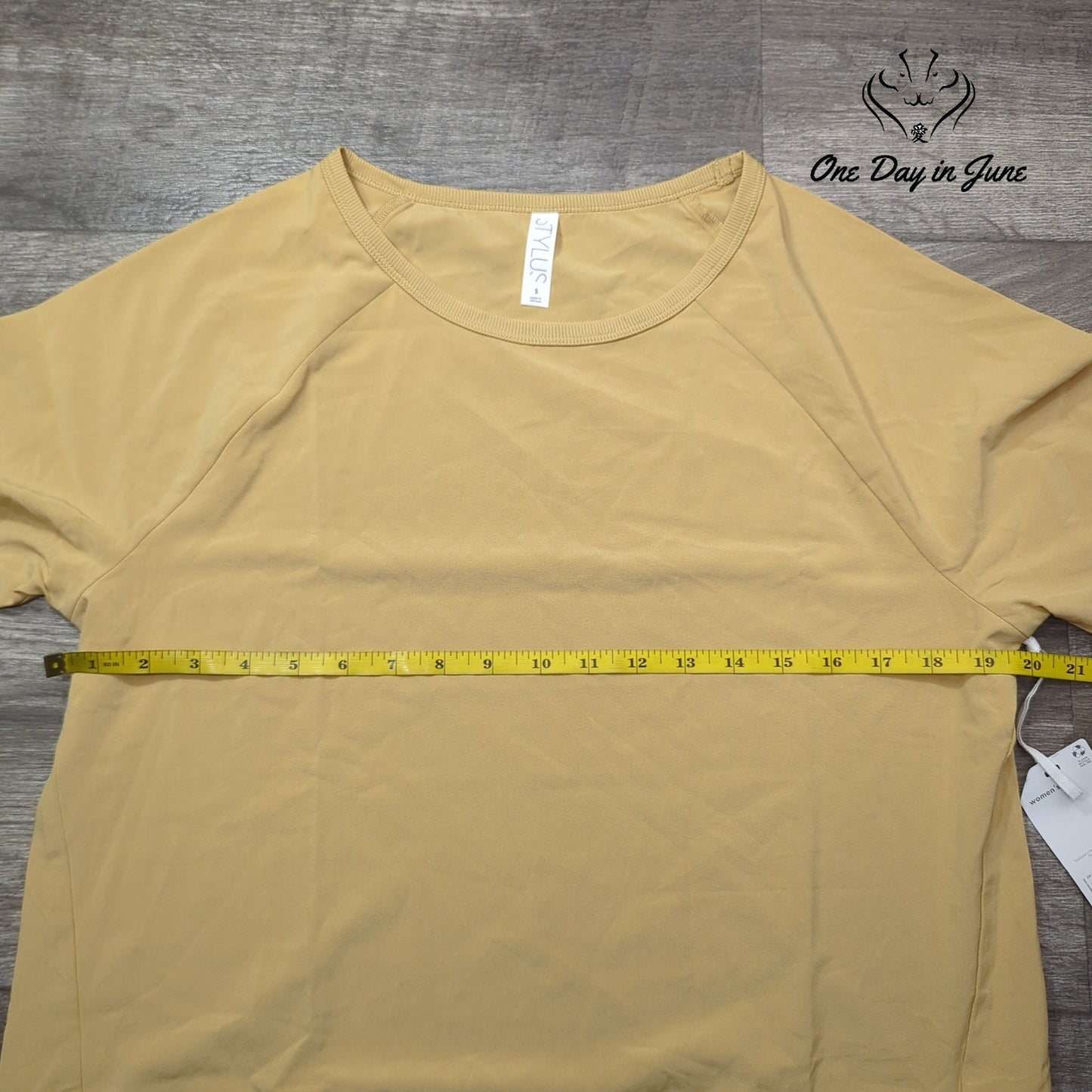 Stylus Short Sleeve Top Size S