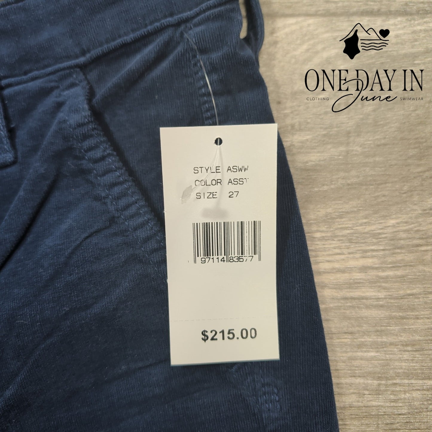 AG Adriano Goldschmied Angel Fatigue Corduroy Bootcut Pants Navy NWT Size 4 (27)