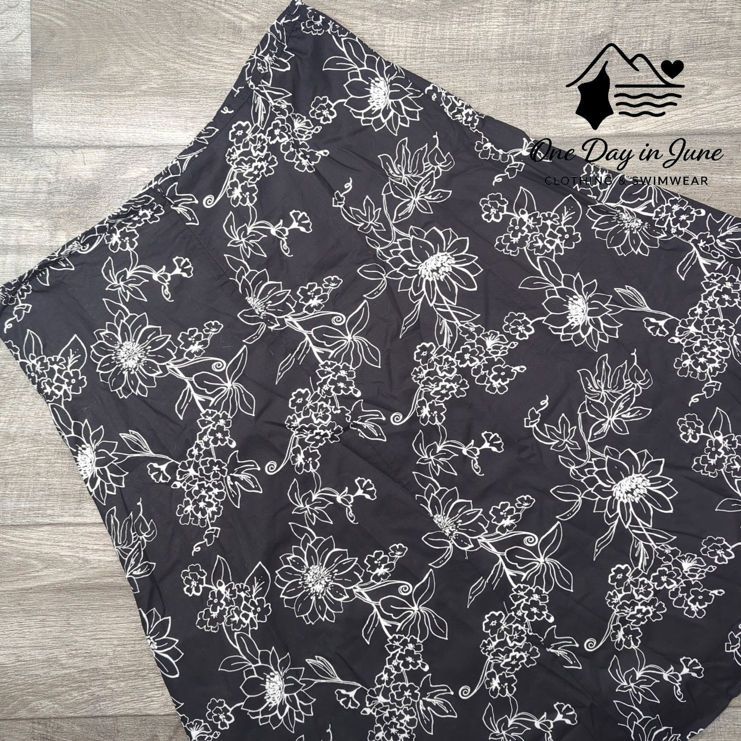 Sag Harbor Missy Chic Getaway Skirt Size 16