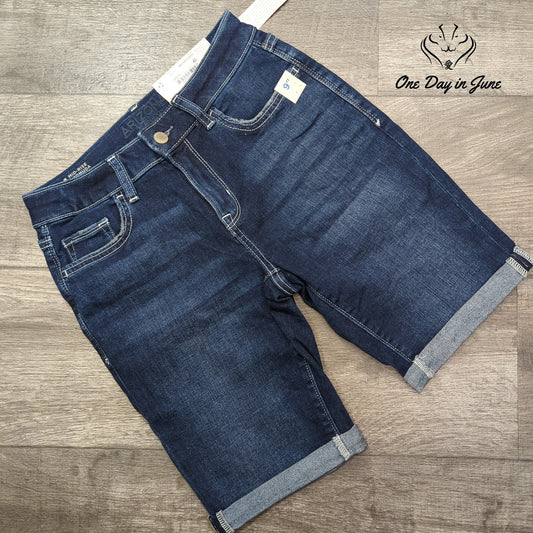 Arizona Jean Co. Mid Rise Bermuda 9" Inseam Shorts Size 1