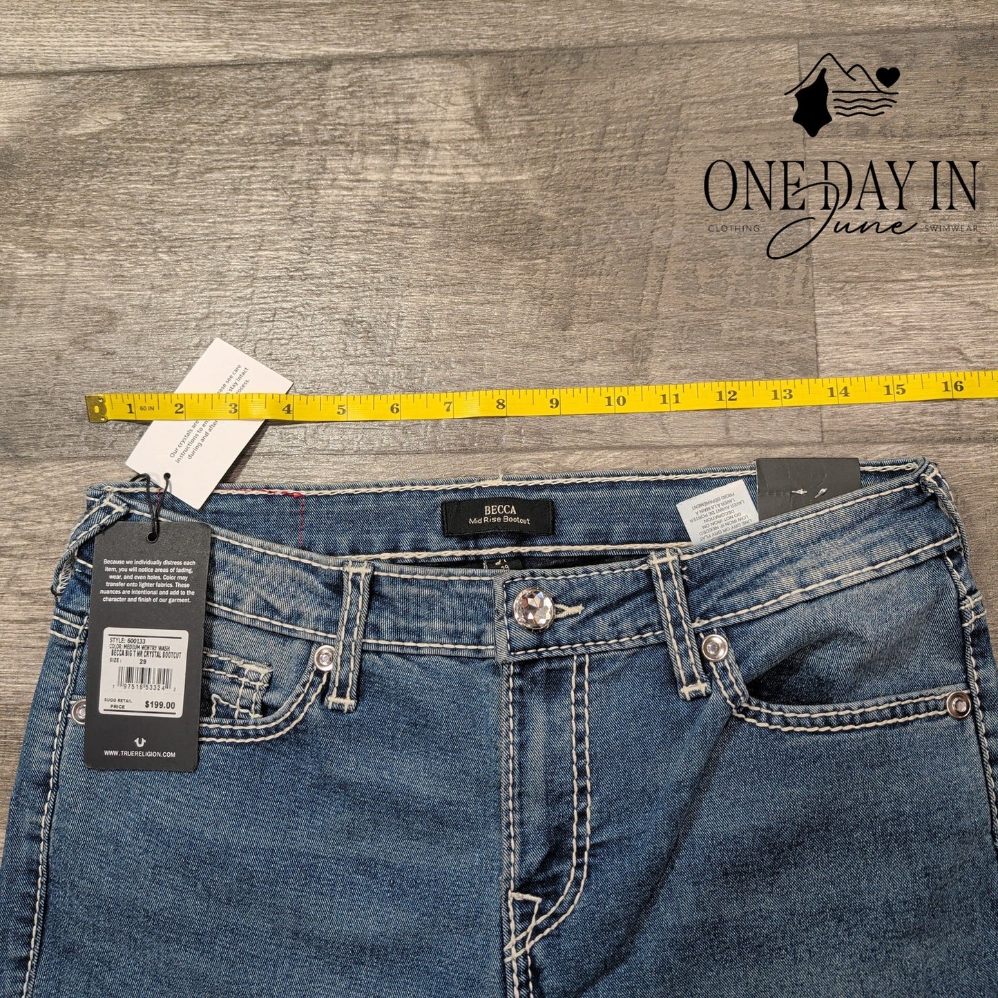 True Religion Becca Mid Rise Bootcut Jeans Size 8 (29)