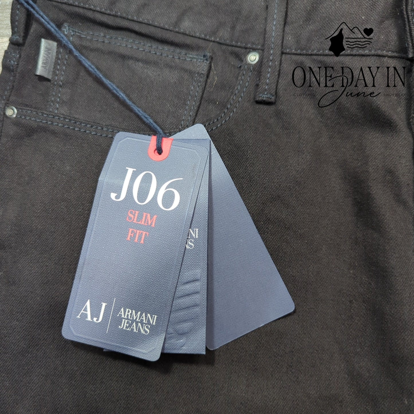 Armani Jeans Jeans J06 Slim Fit Black Stretch Denim NWT Size 32X34