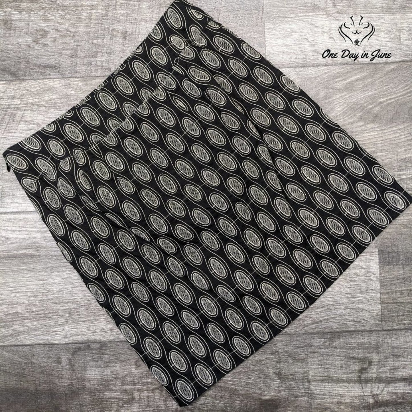 Loft Embroidered Mini Skirt Size 0