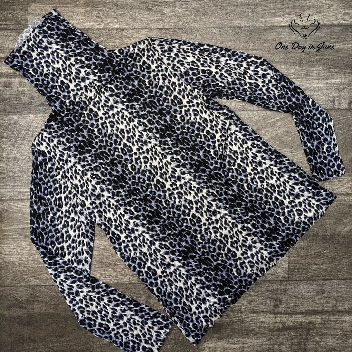 Fashionolic Leopard Print Long Sleeve Top Size 1X