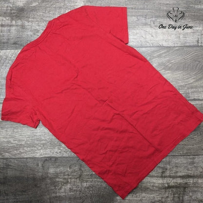 American Eagle Outfitters Classic Fit "Yule Love This" T Shirt Size S