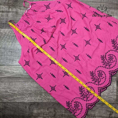 Crown & Ivy High Neck Tank Top Size XS