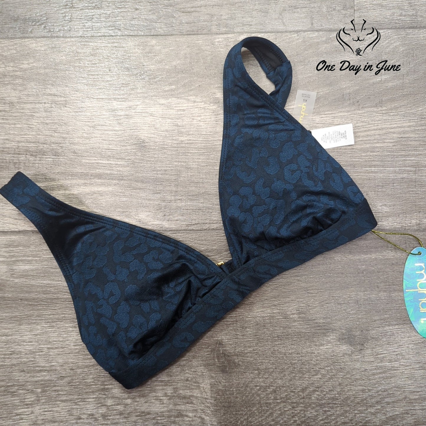 Mynah Clasp Back Bikini Top Size XS