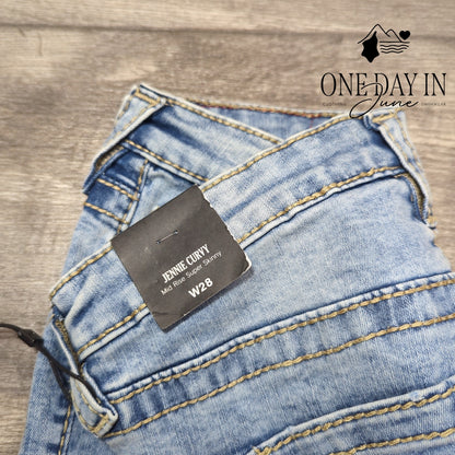 True Religion Jennie Curvy Mid Rise Skinny Distressed Skinny Jeans Size 28 (6)