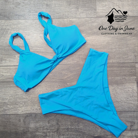 Charmleaks High Cut Cheeky Bikini Swimsuit Size M