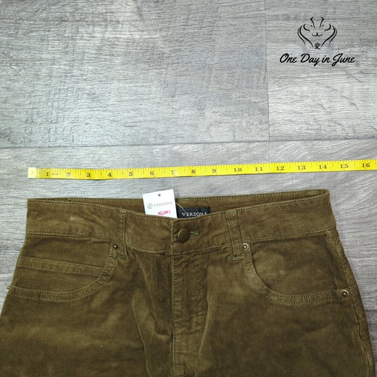Versona Corduroy Skirt Olive Green Front Slit 5 Pocket NWT Size 27 (4)