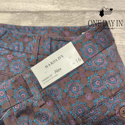 Harold's Ales Fit Crop Pants Size 16