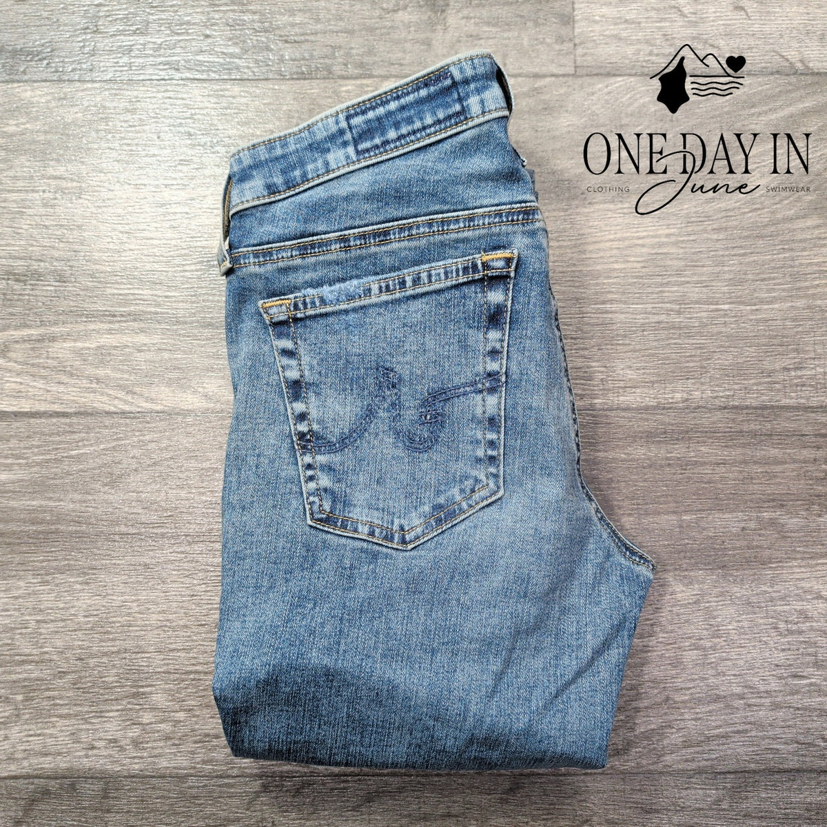 AG Adriano Goldschmied The Legging Ankle Super Skinny Distressed NWT Size 4T
