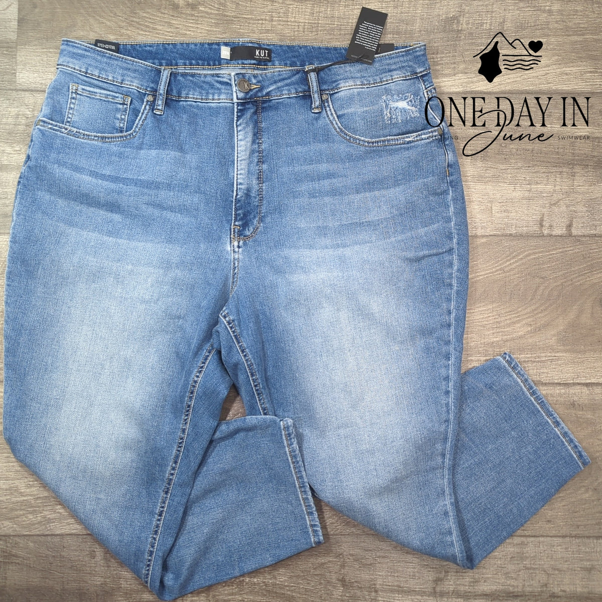 Kut from the Kloth Naomi Fab Ab High Rise Crop Straight Jeans NWT Size 20W