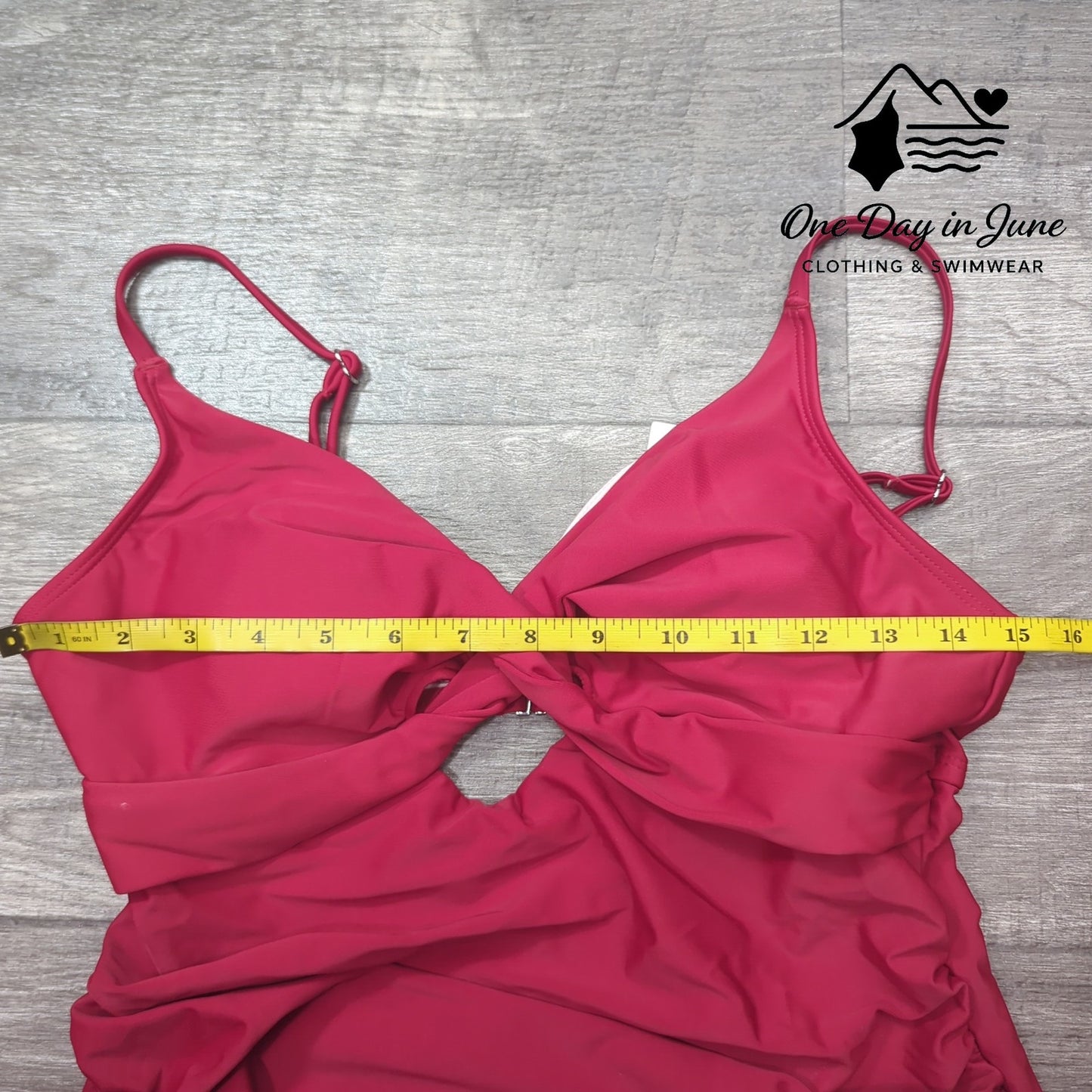 Cupshe Cross Front Keyhole One Piece Swimsuit Size L