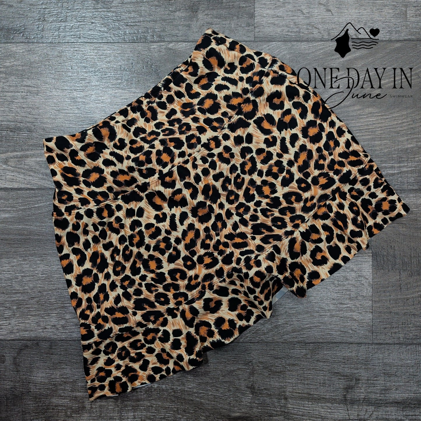 Soothfeel Leopard Workout Skort Size XS