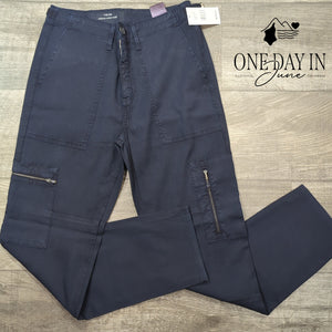 AG Adriano Goldschmied The Ira Utilitarian Relaxed Straight Jeans Size 27 (4)