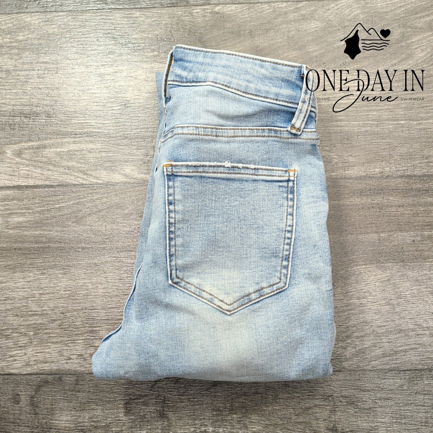 Pistola Arielle Skinny Raw Hem Jeans Size 2 (26)