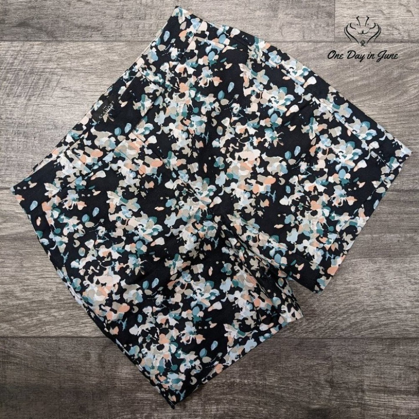 Joe's Jeans The 5" Short Floral Shorts Size 0