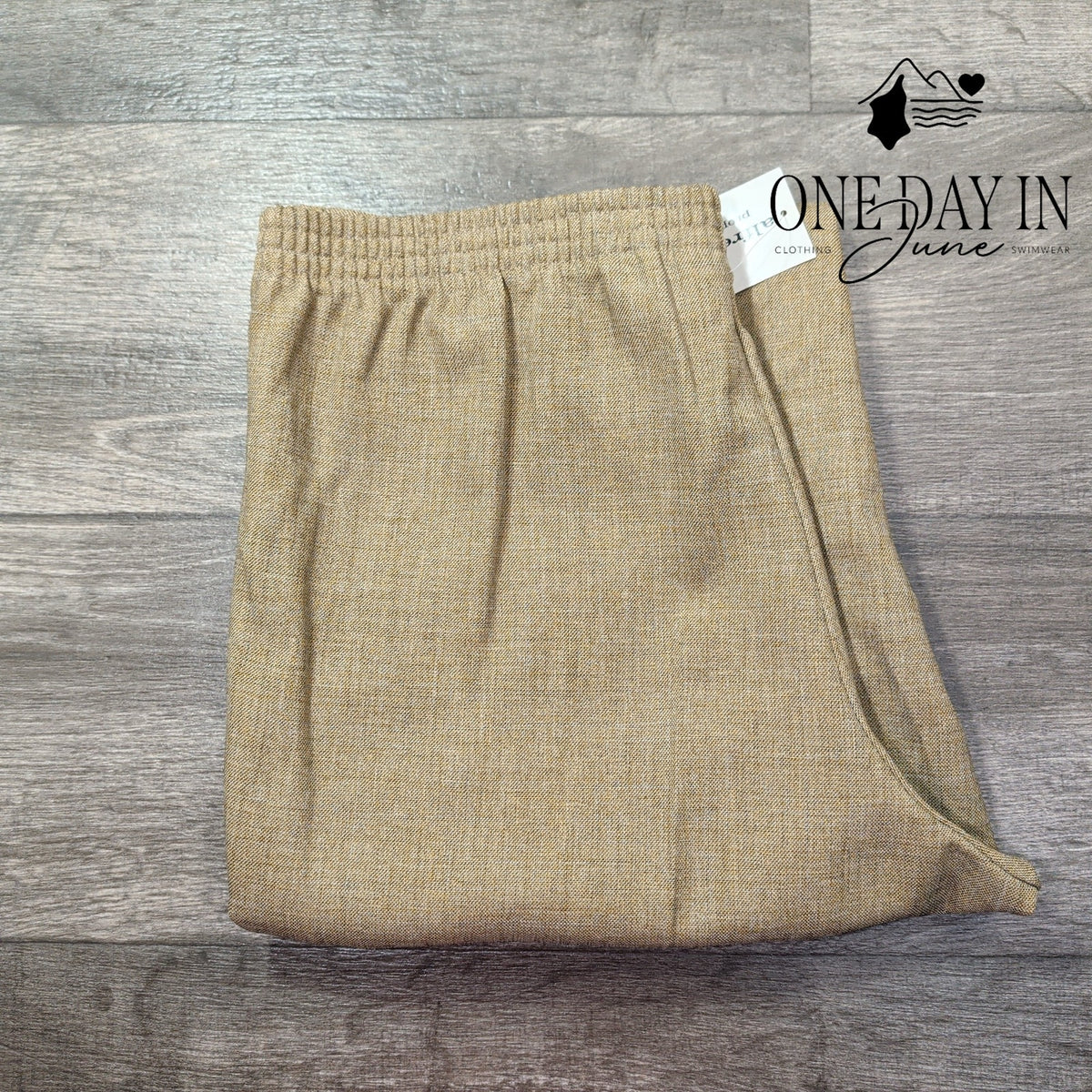 Alfred Dunner City Limits Pull On Pants Toast Tan NWT Size 10