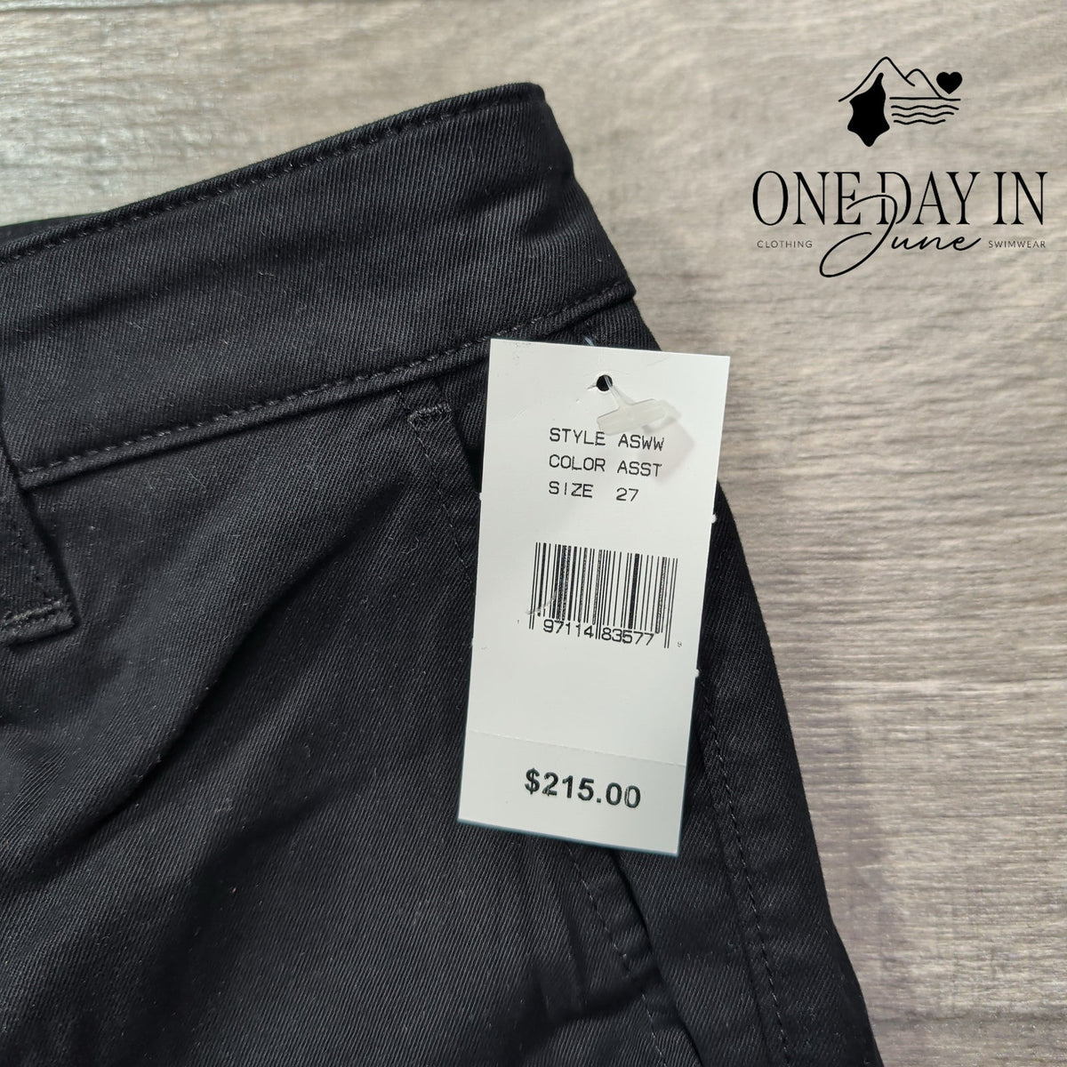 AG Adriano Goldschmied The Layla Cropped Flare Trouser Pants Black NWT Size 4