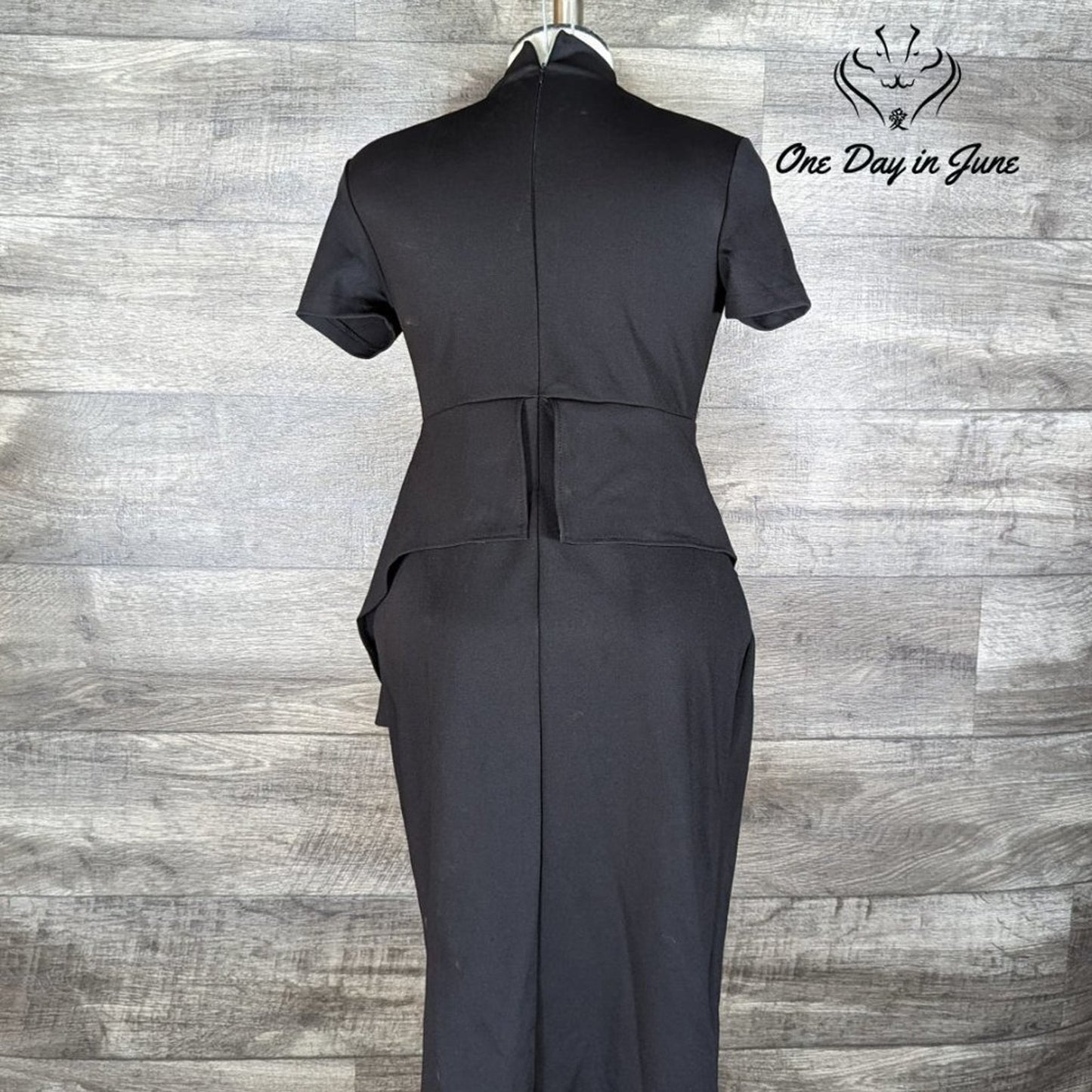 Romwe Zip Back Short Sleeve High Neck Dress Size L