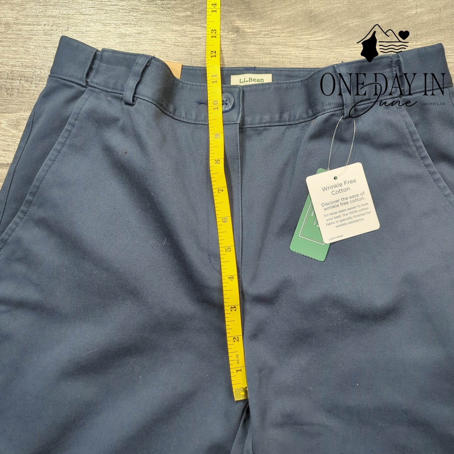 L.L.Bean Classic Straight Leg Pants Size 4