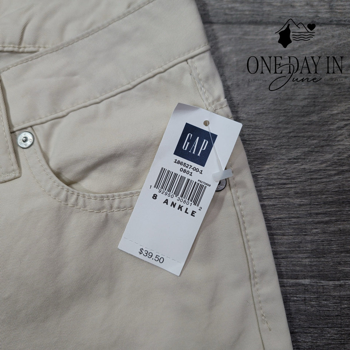 Gap Bootcut Ankle Pants Ivory Cream Mid Rise NWT $39.50 Size 8